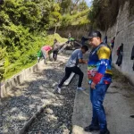 Reparan vialidad agrícola en la Colonia Tovar